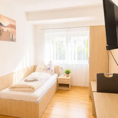 Casa de hóspedes Haus Berta, Self Check-in, Kochmoeglichkeit, Einzelbetten