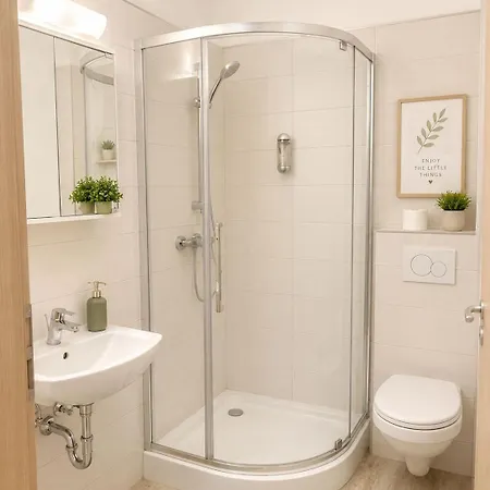 Casa de hóspedes Haus Berta, Self Check-in, Kochmoeglichkeit, Einzelbetten 3*