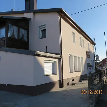 Haus Berta 브라우나우 암 인