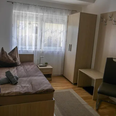 Haus Berta 3* 브라우나우 암 인