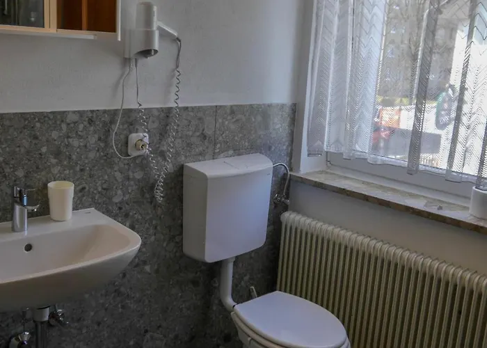 Haus Berta Πανσιόν 3*